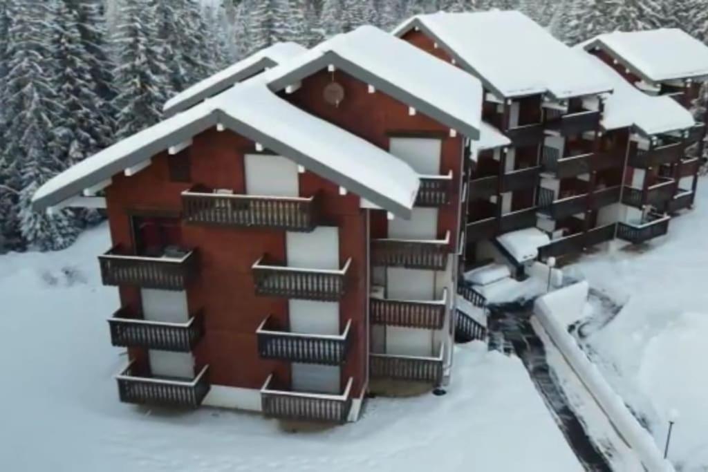 Studio Au Pied Des Pistes Avec Vue Sur La Montagne Mieussy Exterior foto